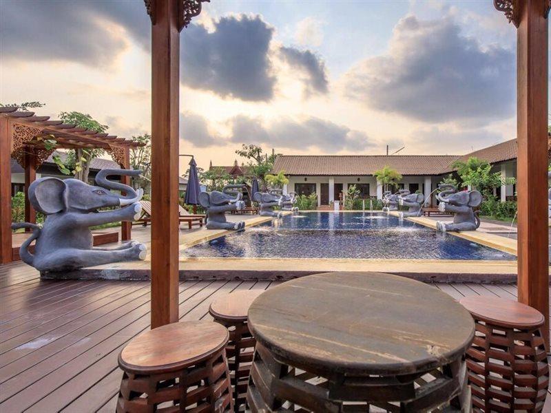 באנג לאמונג Oyo 837 Baan Kiang Nam Resort מראה חיצוני תמונה
