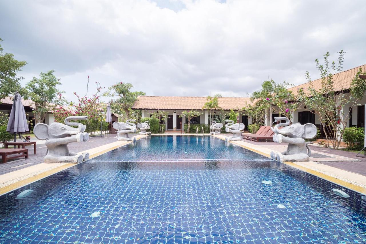 באנג לאמונג Oyo 837 Baan Kiang Nam Resort מראה חיצוני תמונה